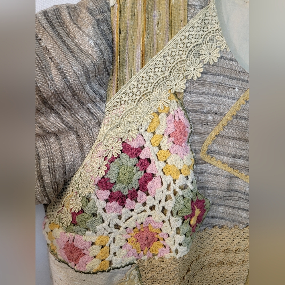 Maggie Barnes Crochet/Lace Blazer Size 1X - Picture 4 of 15